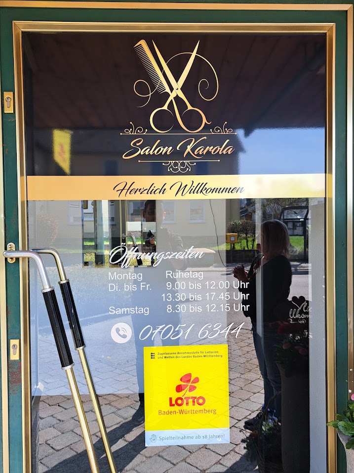 Lotto-Annahmestelle im Salon Karola