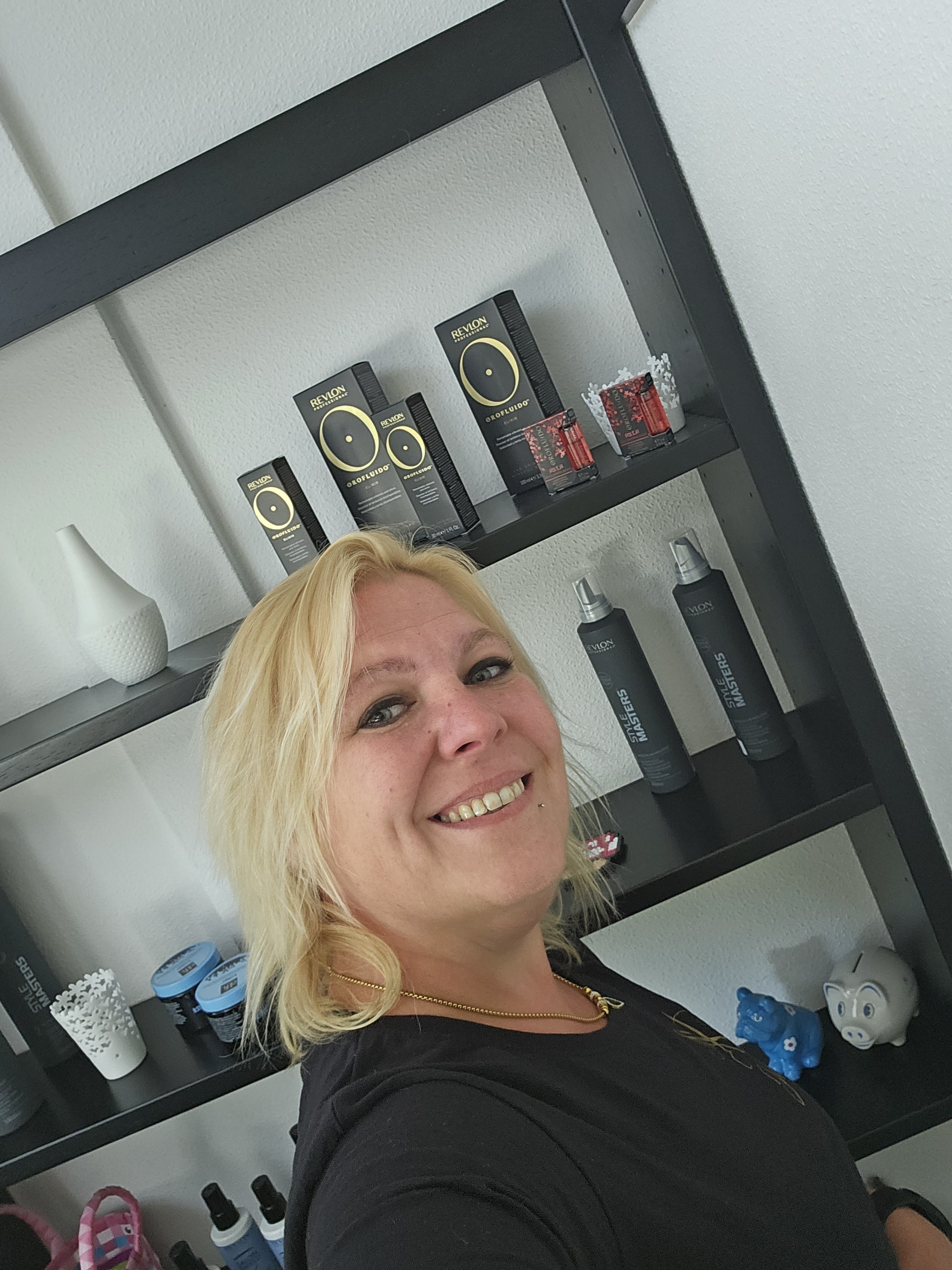 Jessica Wacker, Inhaberin und Friseurmeisterin im Salon Karola